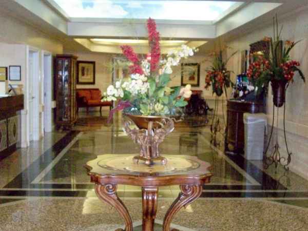 The Gardens Court In Palm Beach Gardens Fl Reviews Complaints